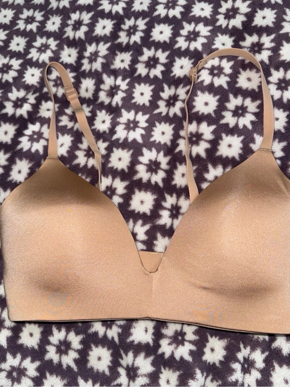 Skims beige seamless bra